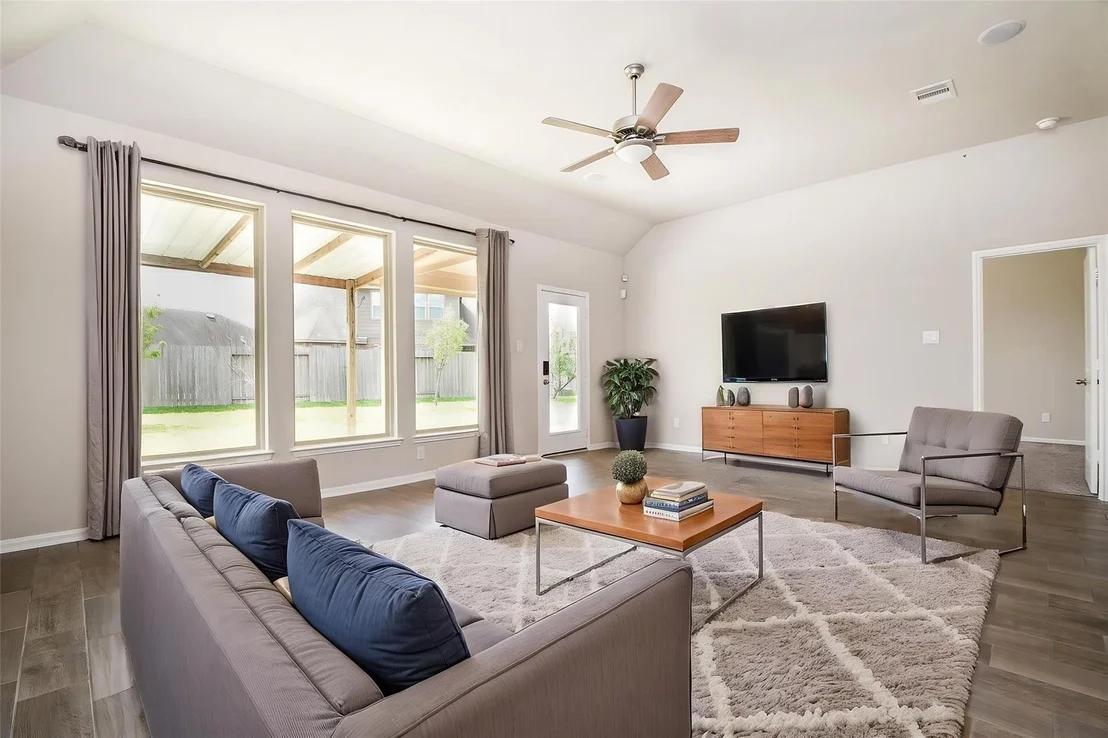 Photo of 5207 Splendid Circle