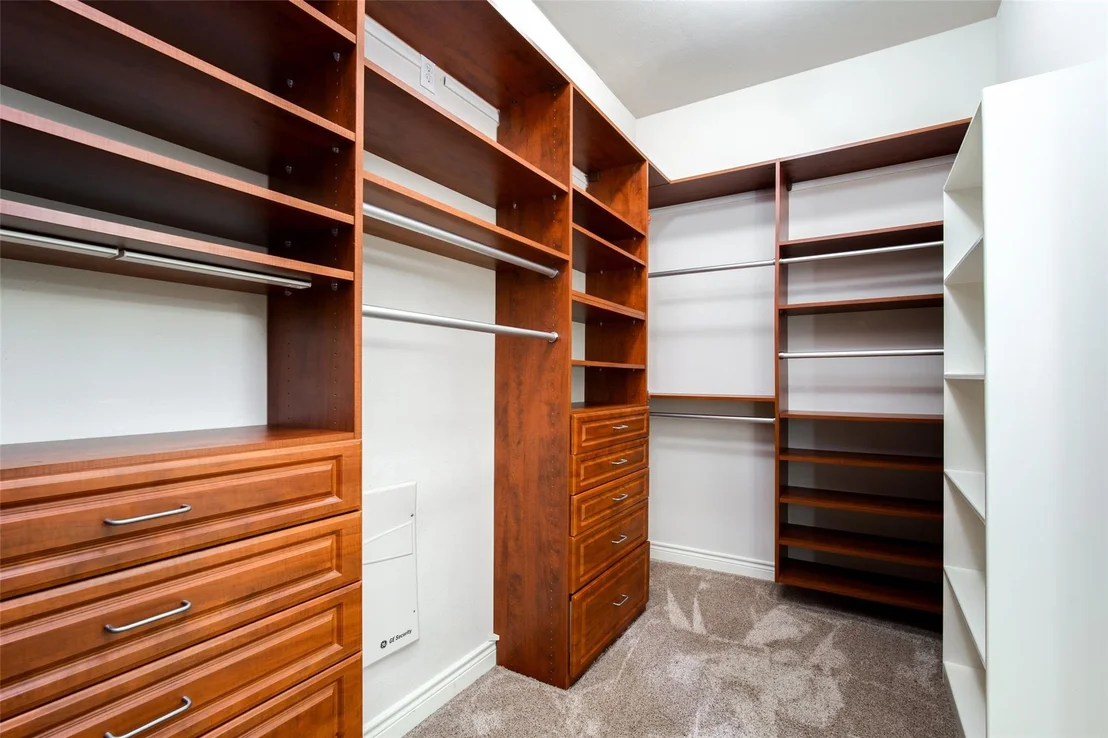 Photo of 9147 Lago Crest Drive