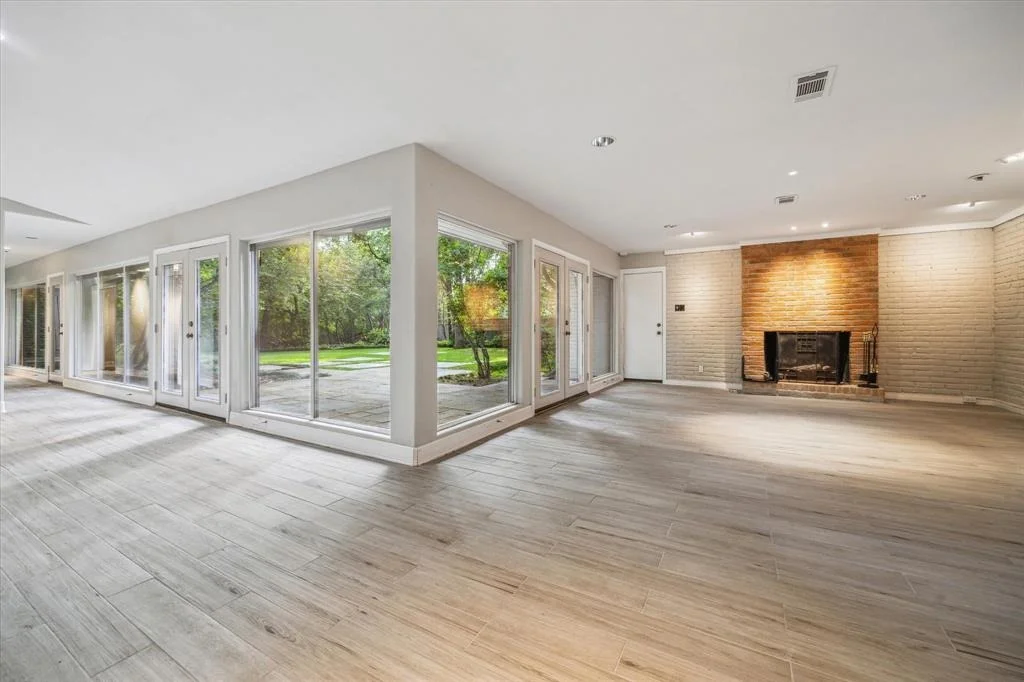 Photo of 323 Electra Drive