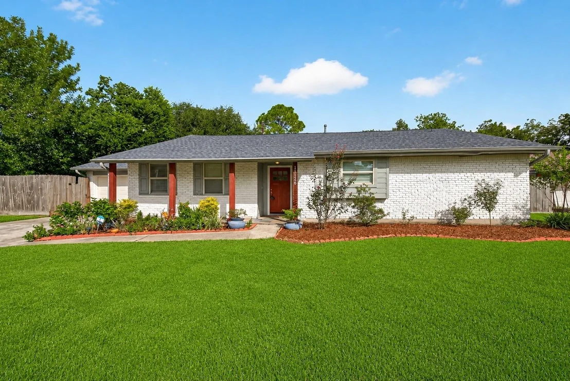 Photo of 11126 Cedarhurst Drive