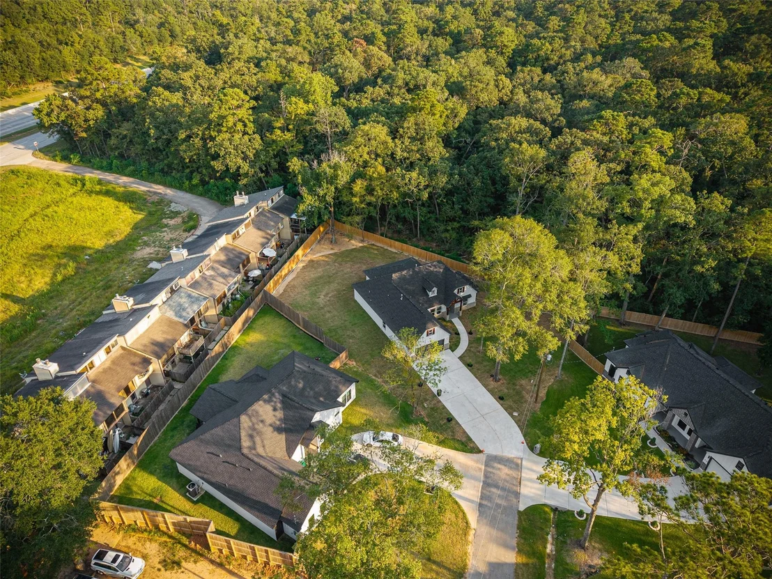 Photo of 85 Lakeway Ct Court