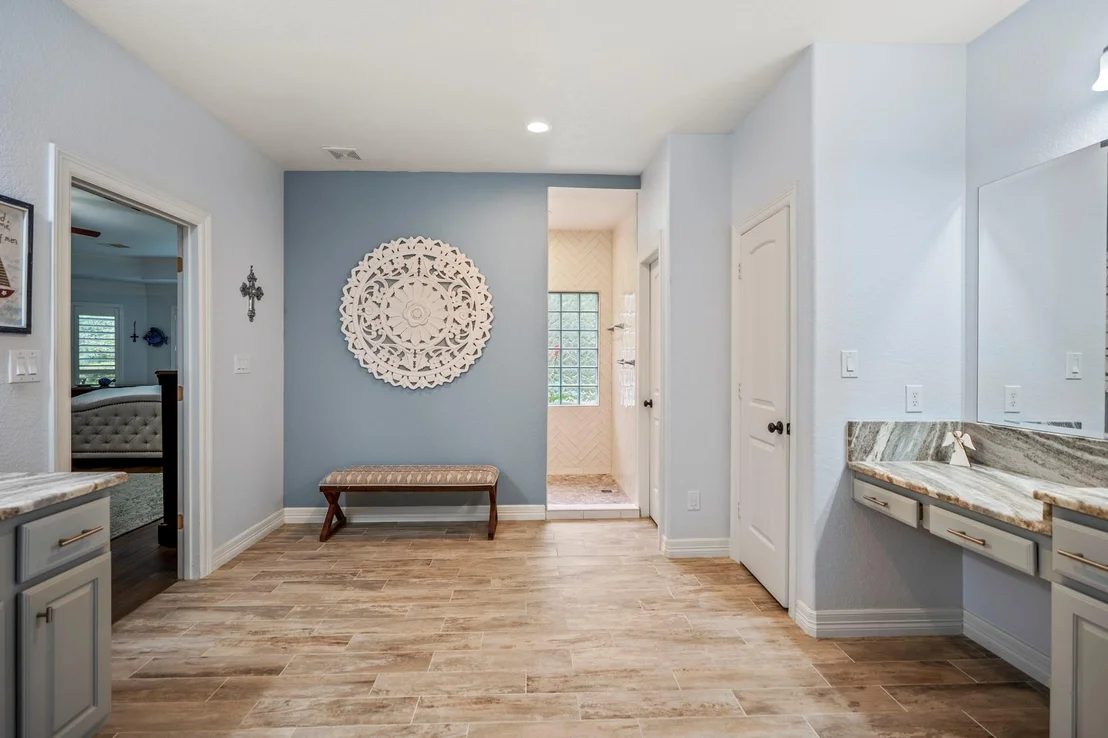 Photo of 9643 Longmire Creek Way