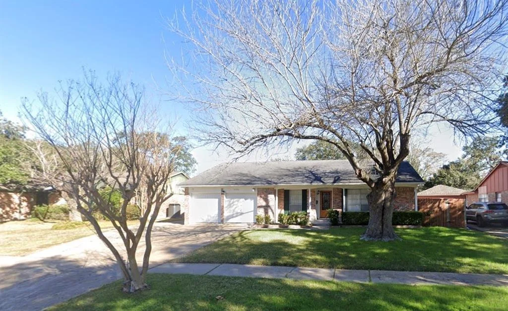 Photo of 9006 Roos Road