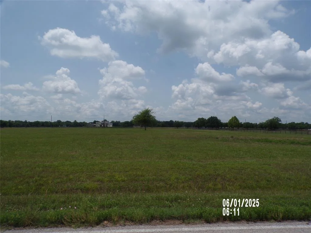 Photo of 3333 Blue Grass Dr Drive