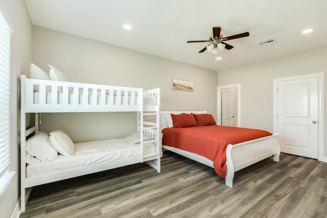 Photo of 524 Thunder Road