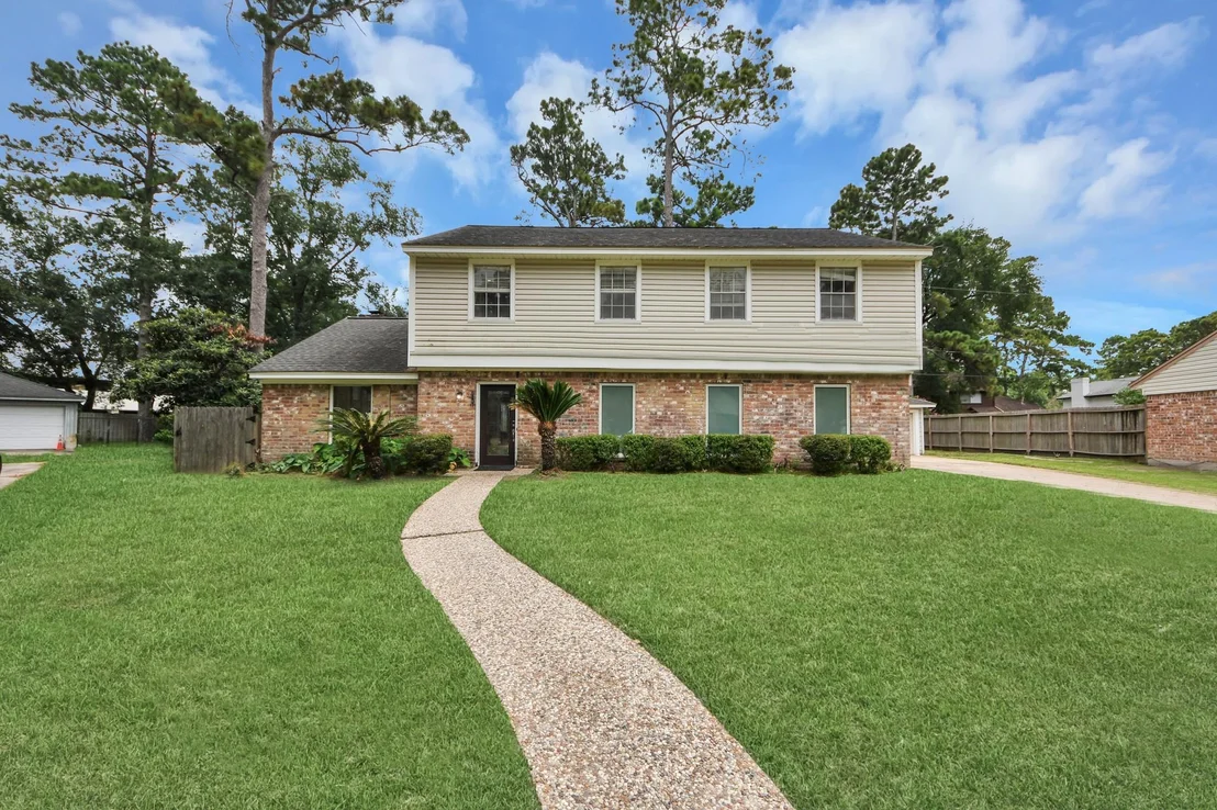 Photo of 5807 Foresthaven Drive