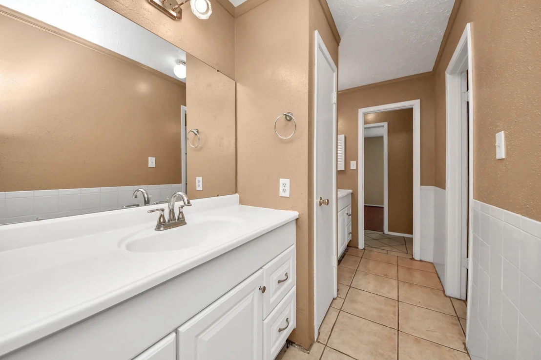Photo of 13602 Piney Oaks Drive