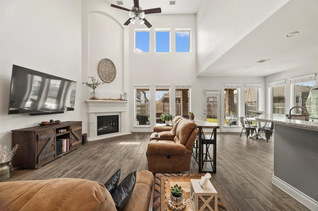 Photo of 6906 Honeybird Meadow Circle