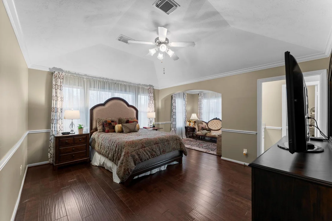 Photo of 1302 Ella Place