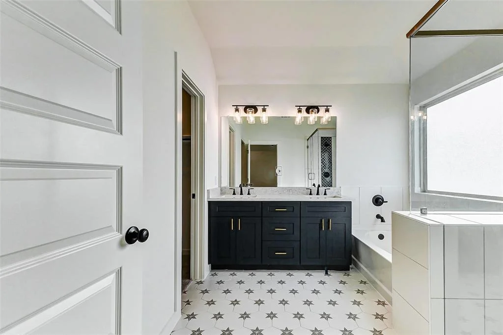 Photo of 6514 Downey Lane