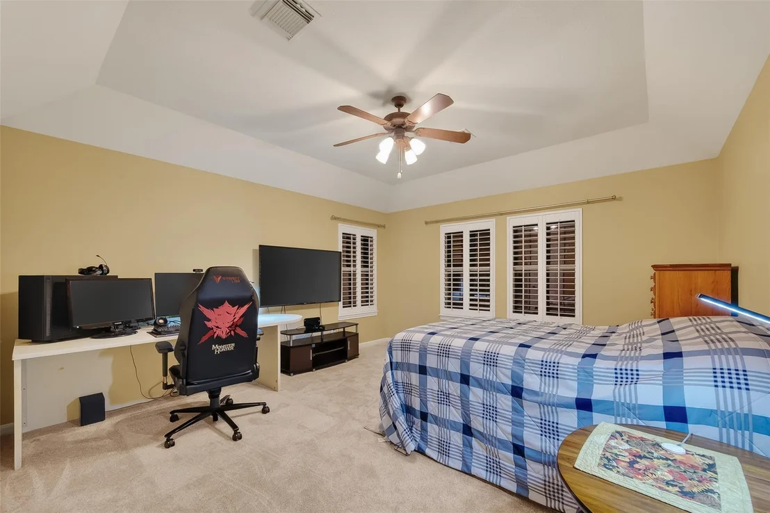 Photo of 14327 Norhill Pointe Drive