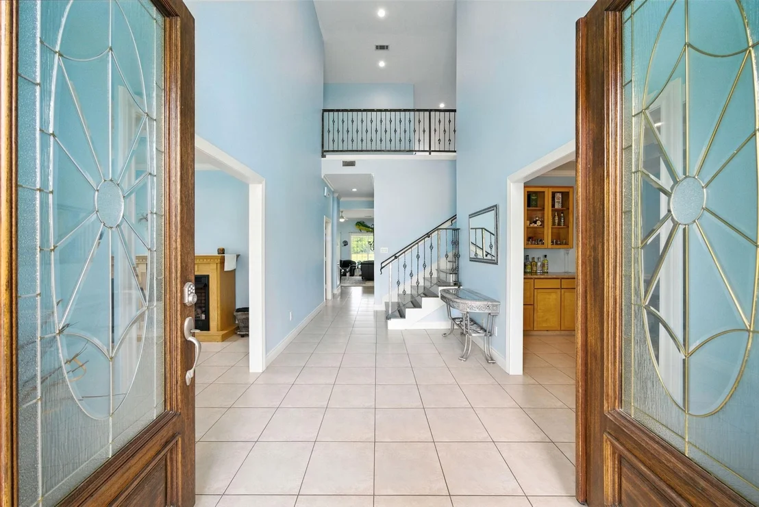 Photo of 15402 Long Road