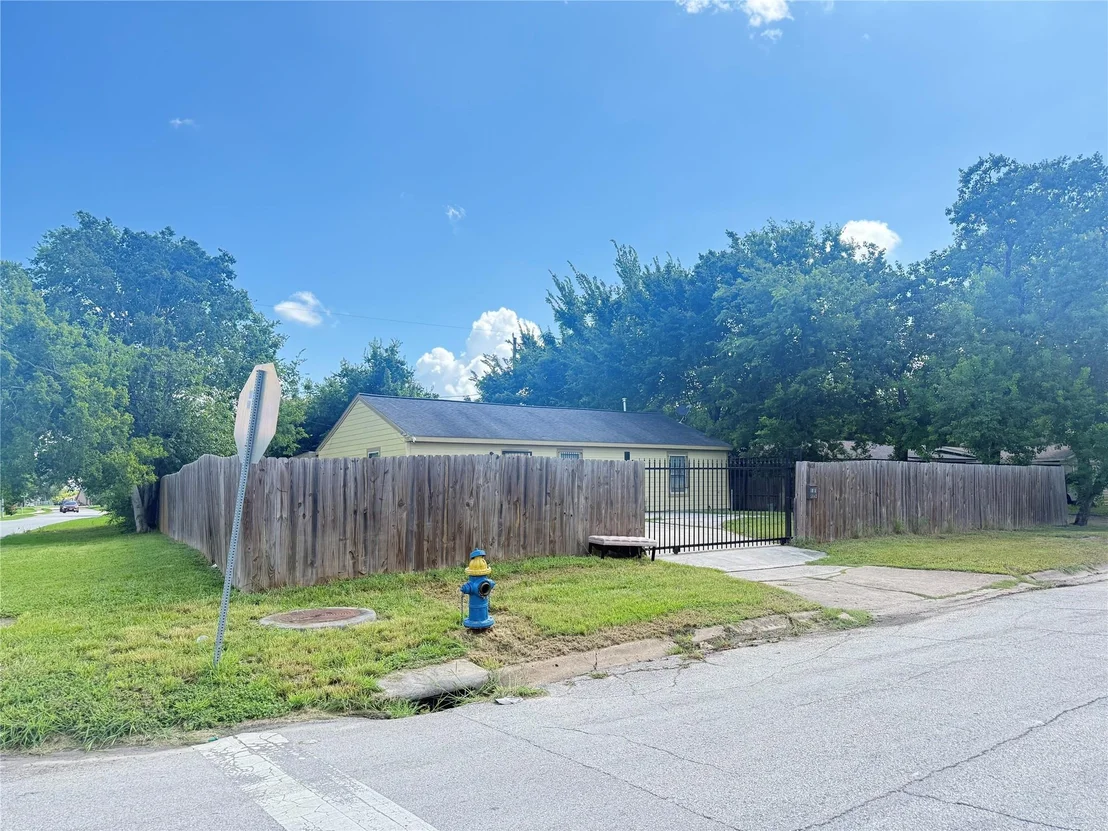 Photo of 5103 Northridge Drive