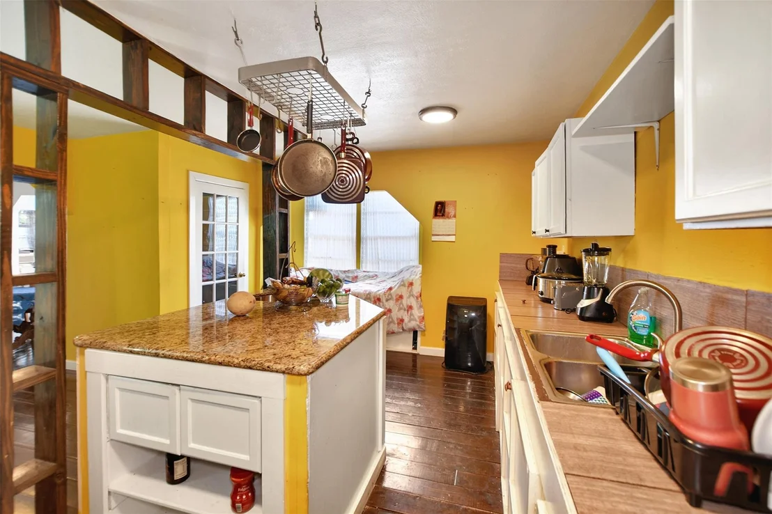 Photo of 4422 Shelton Road