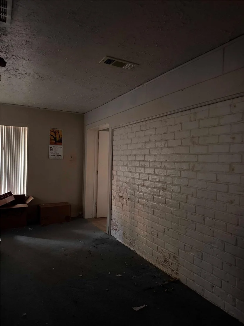 Photo of 16214 Deer Lick Drive