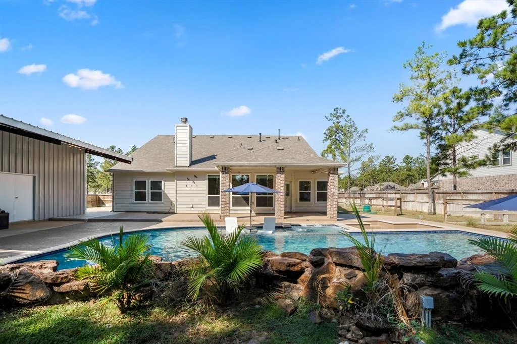 Photo of 9866 Guadalupe Street