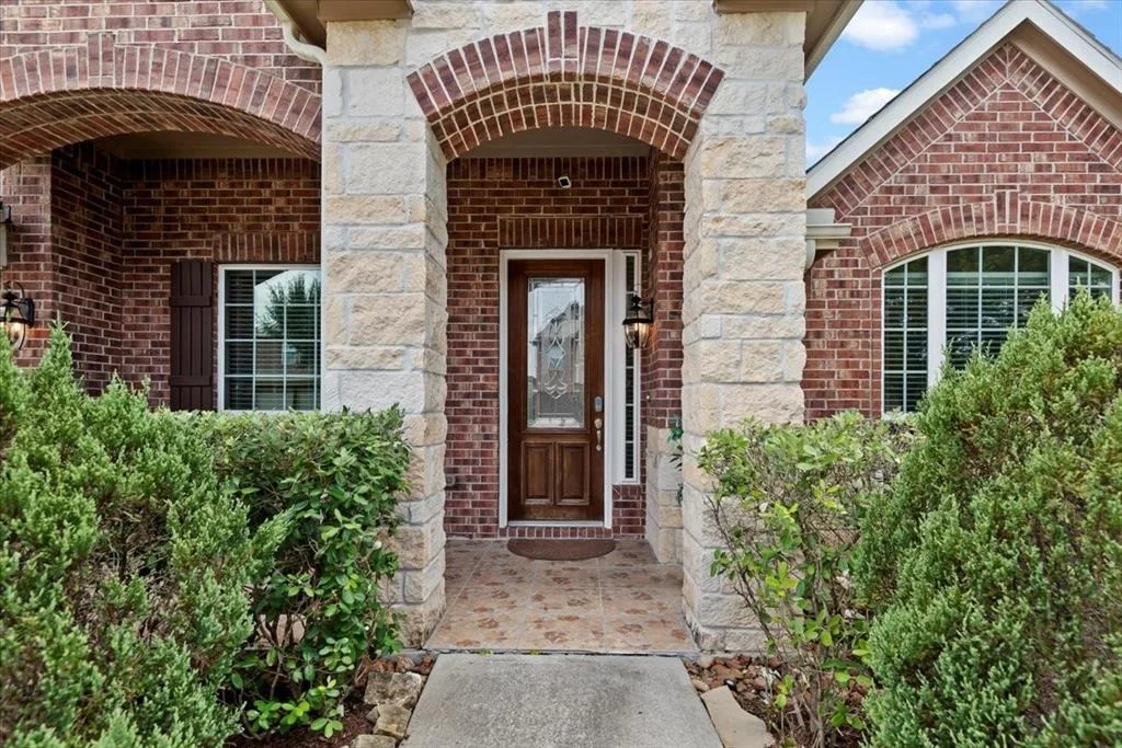 Photo of 18135 Berry Garden Lane