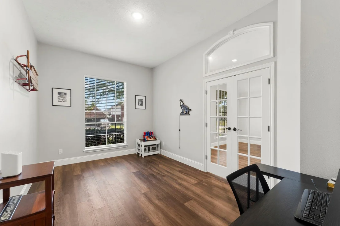 Photo of 25811 Elmley Place