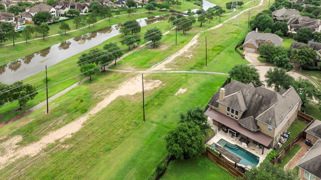 Photo of 28002 Nobbe Hollow Drive