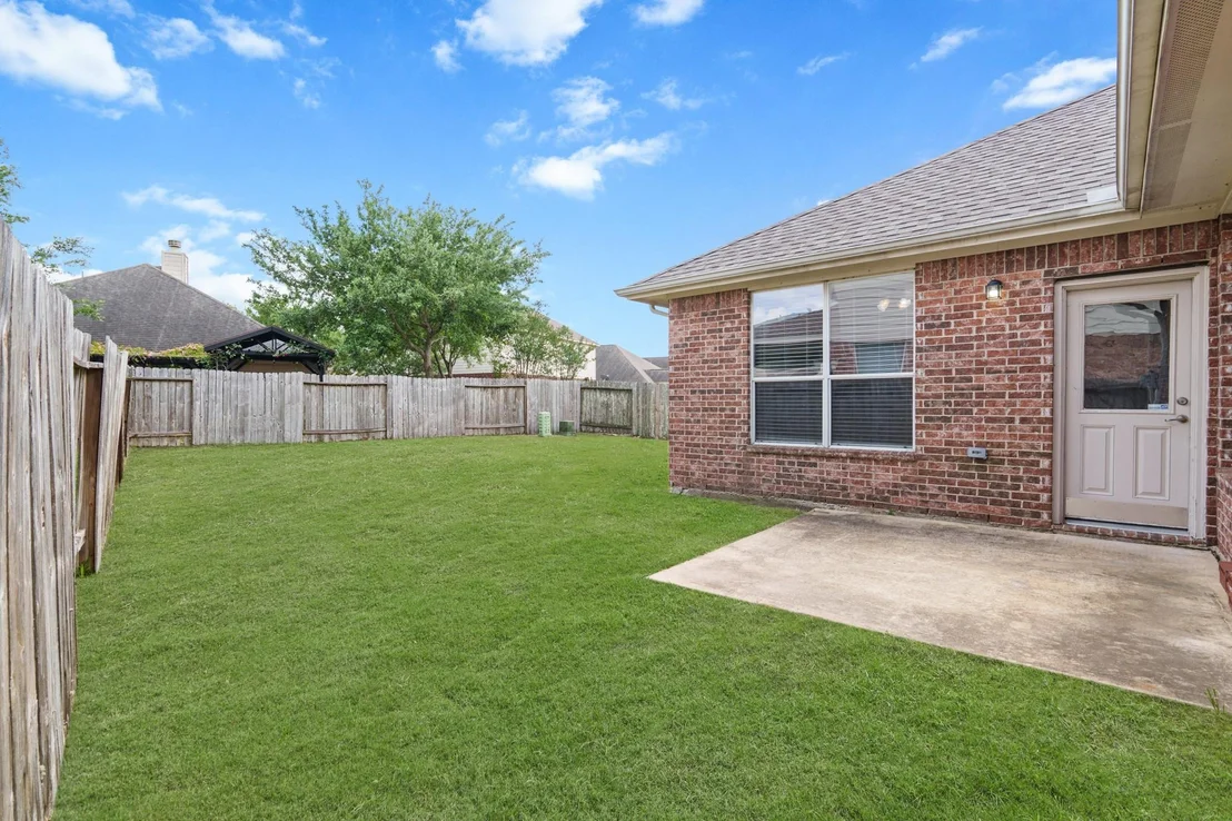 Photo of 7419 Avalon Trace
