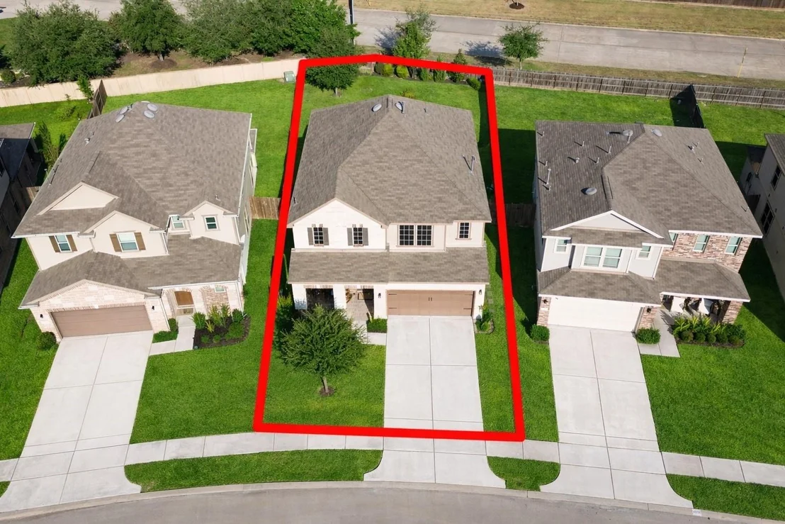 Photo of 4230 Lake Cypress Circle