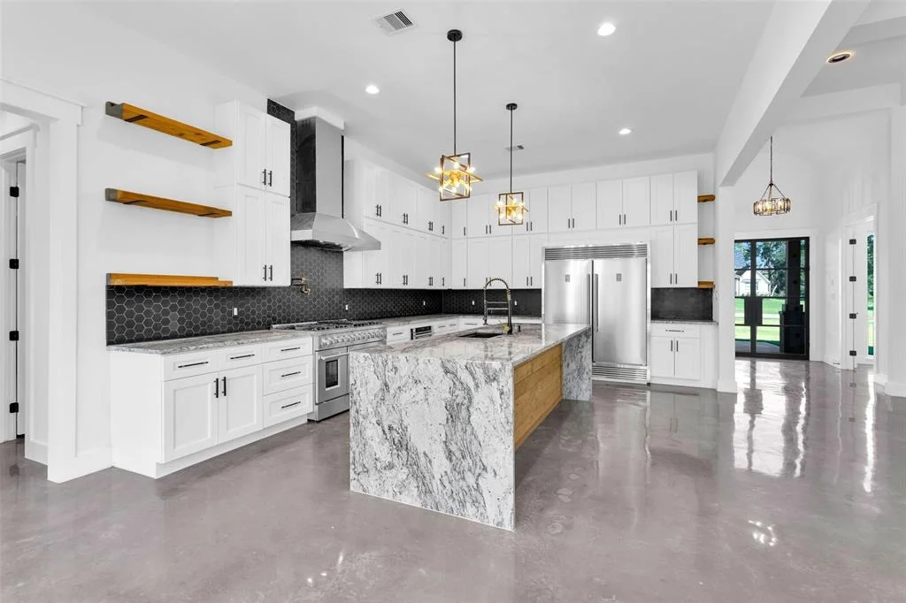 Photo of 80 Quiet Springs Trail