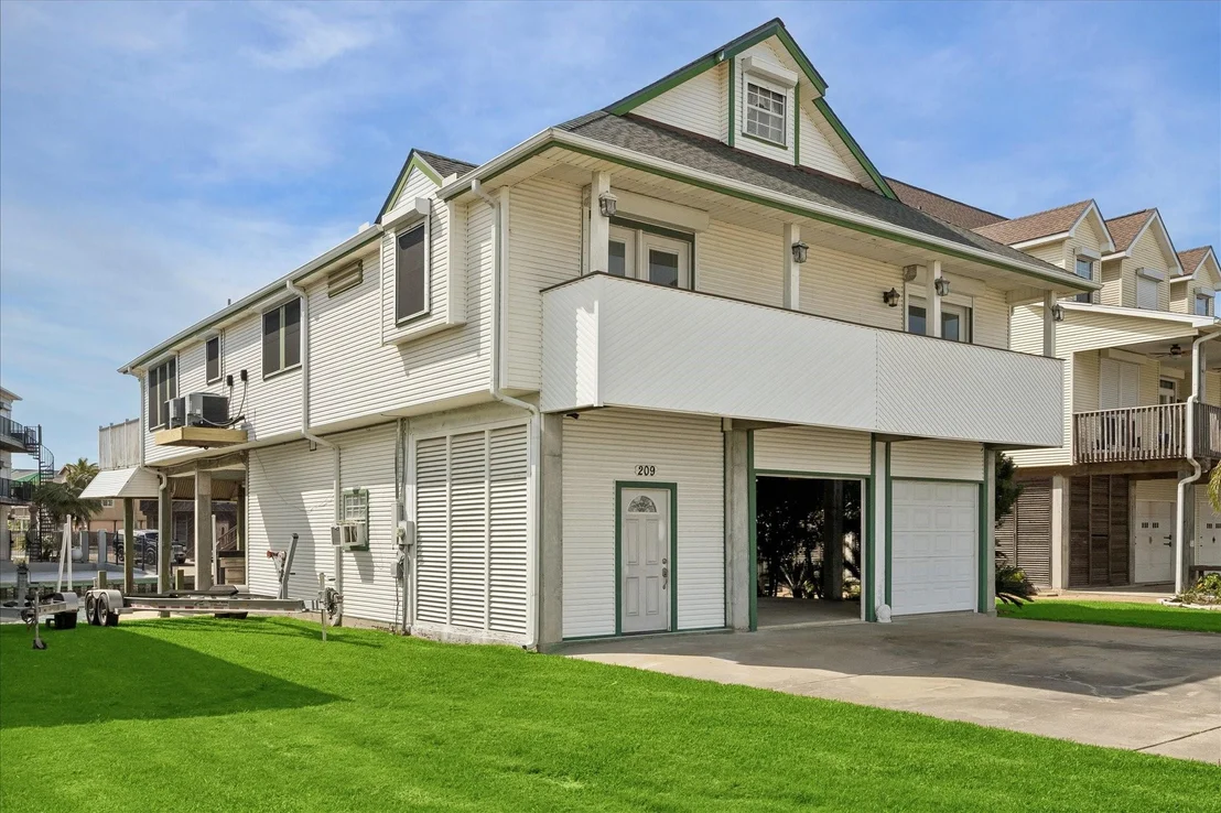 Photo of 209 Bora Bora Drive