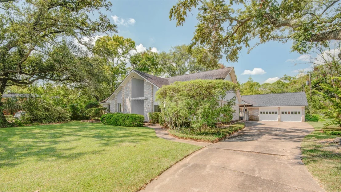 Photo of 114 Post Oak Road
