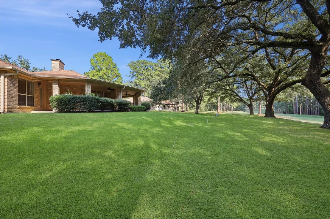 Photo of 220 Broadmoor