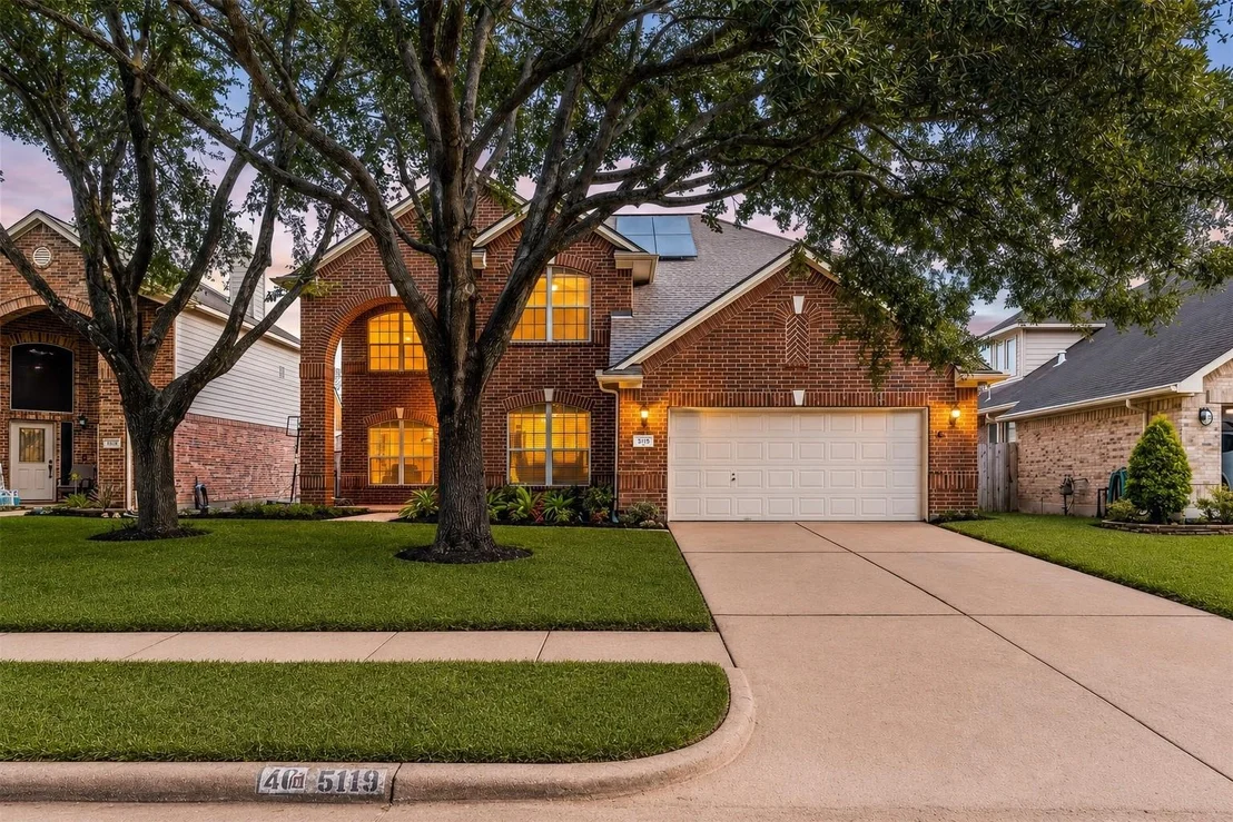 Photo of 5119 Silver Oak Drive