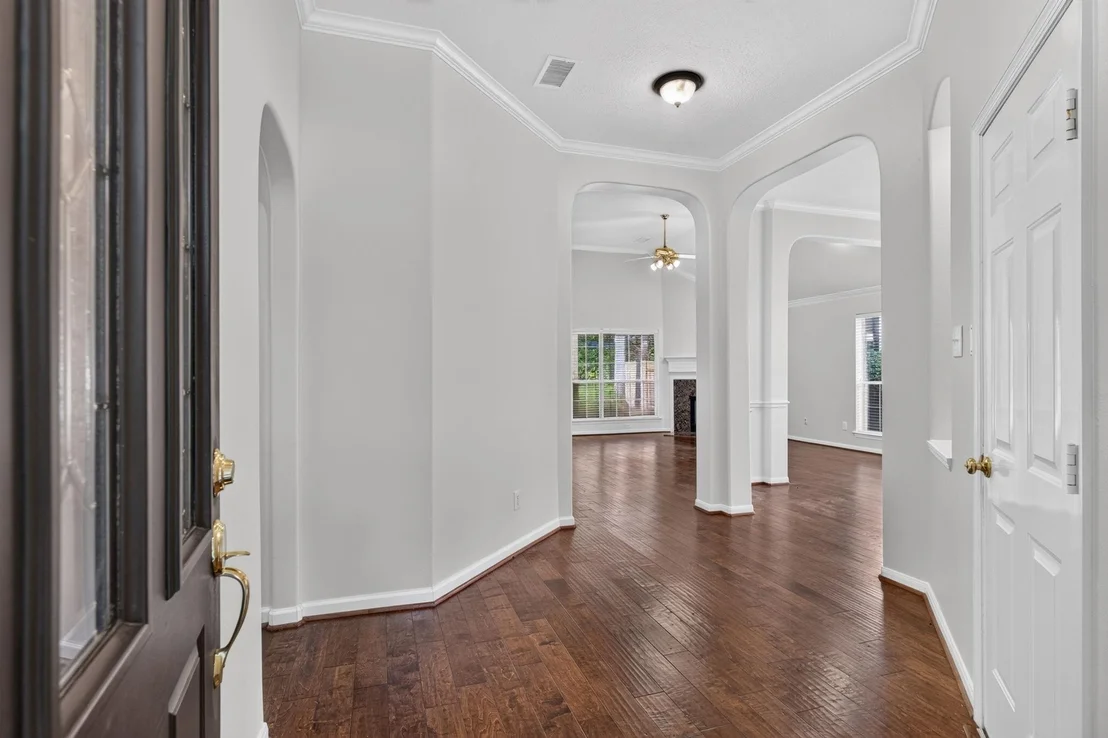 Photo of 186 N Millport Circle