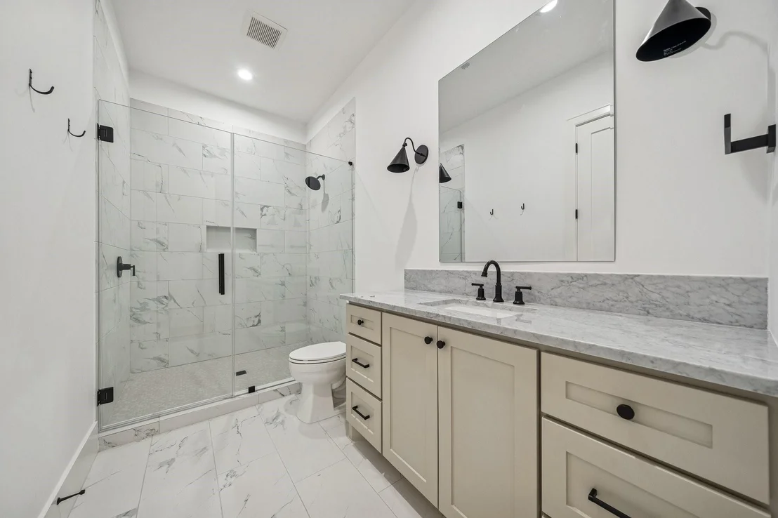 Photo of 1227 Howard Lane