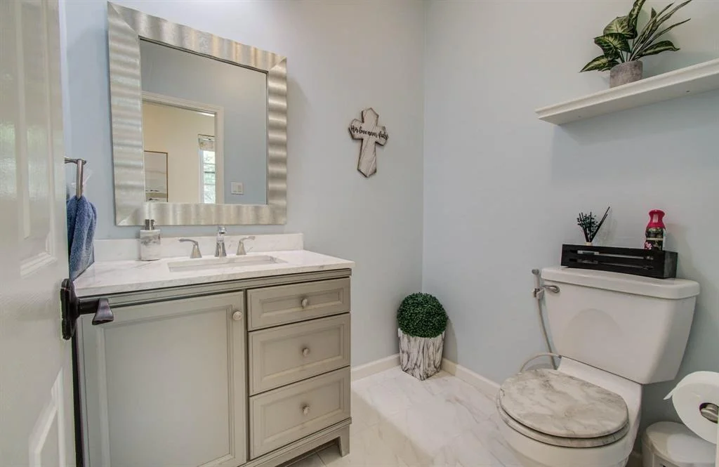 Photo of 11311 Chevy Chase Drive