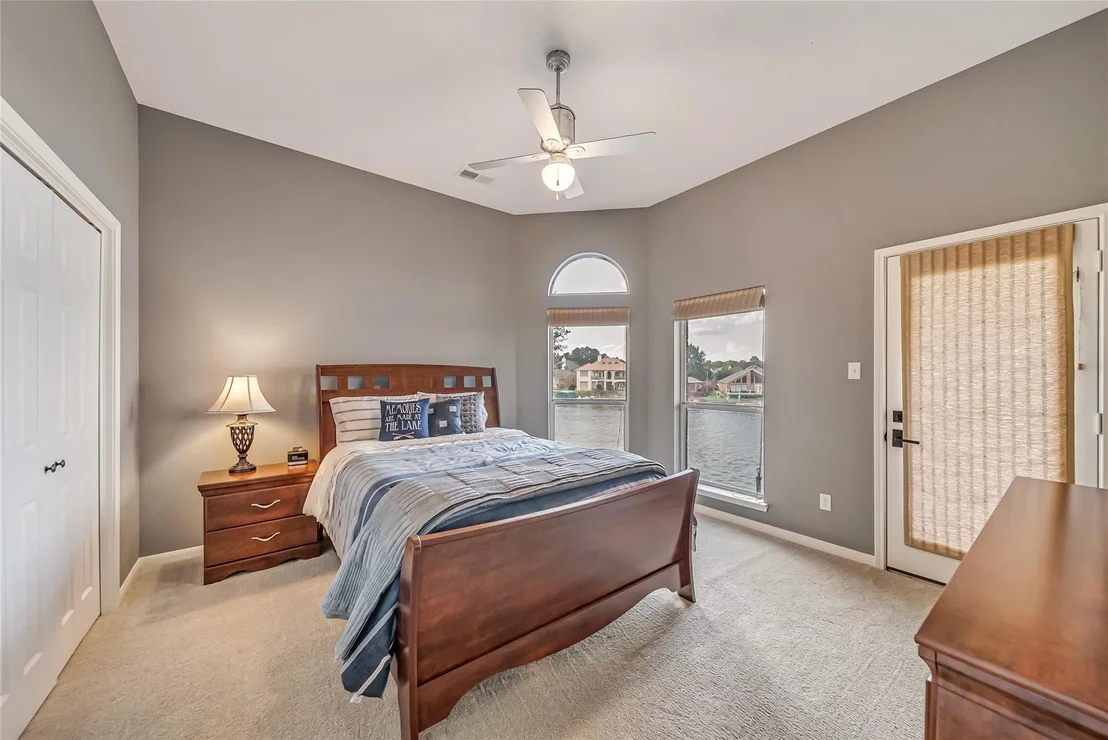 Photo of 318 Bayshore Drive