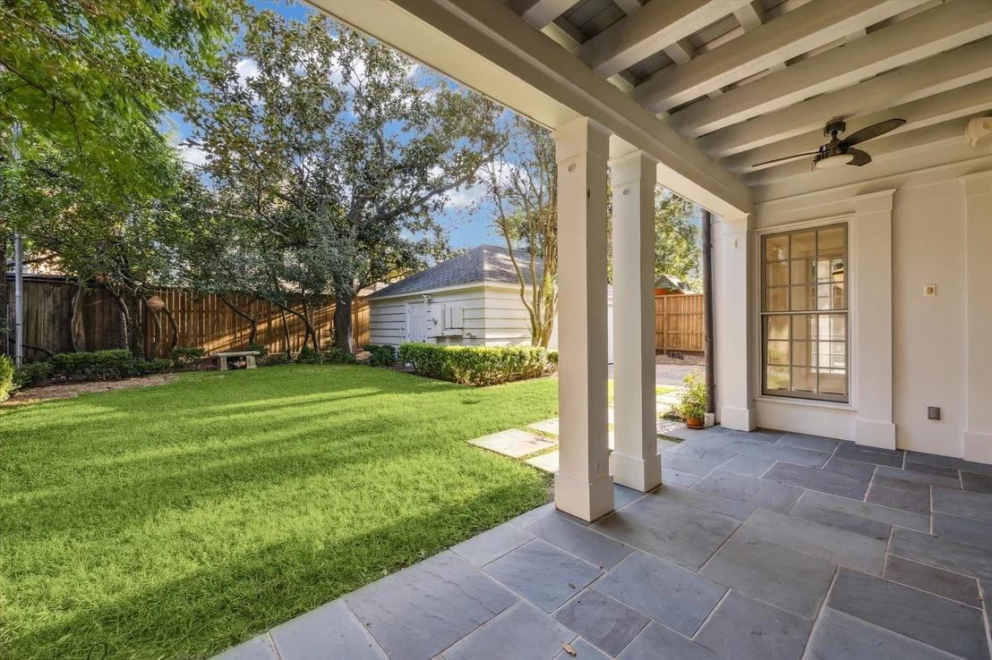 Photo of 2233 Pelham Drive
