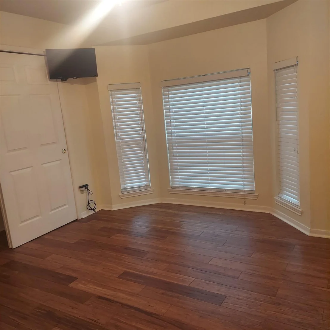 Photo of 6827 Trimstone Drive