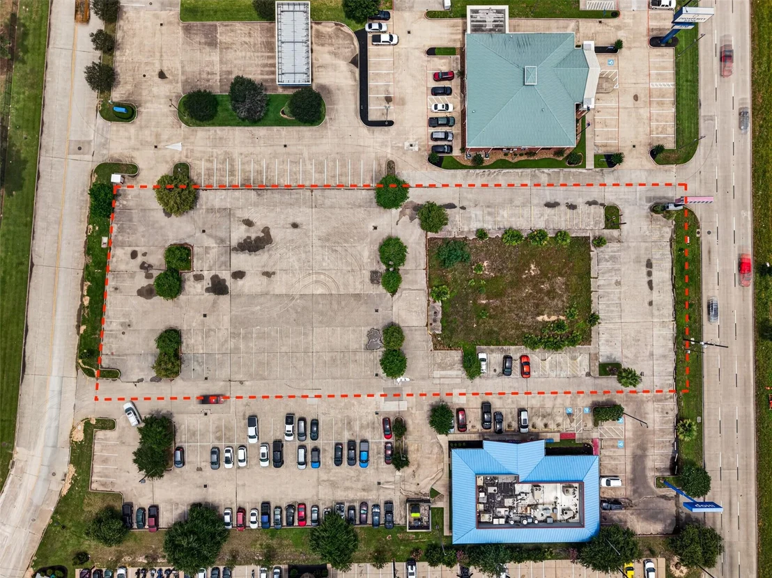 Photo of 25657 Interstate 45