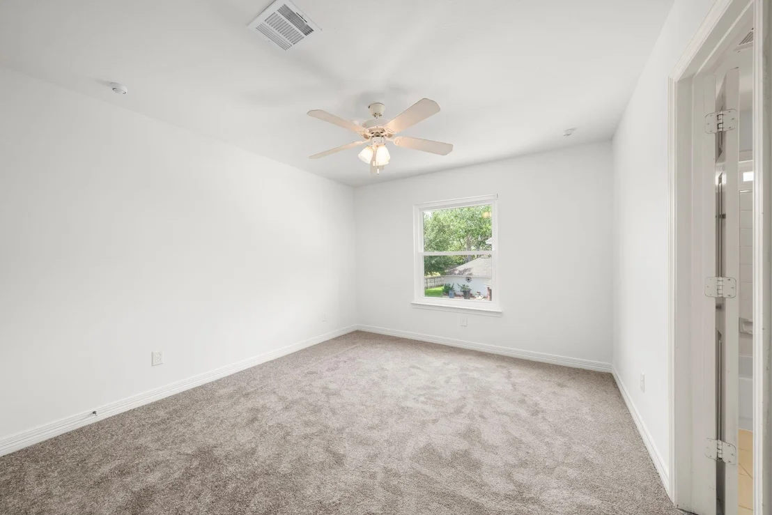 Photo of 1922 Stormcroft Circle