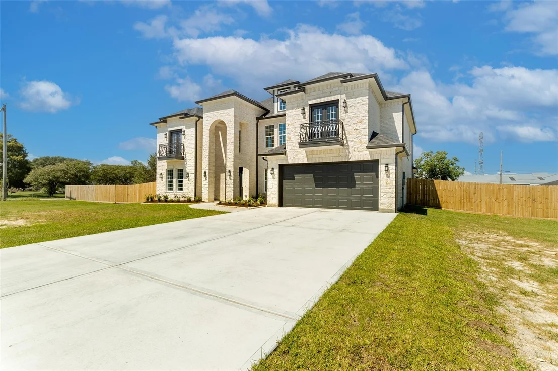 Photo of 1714 Mackey Drive