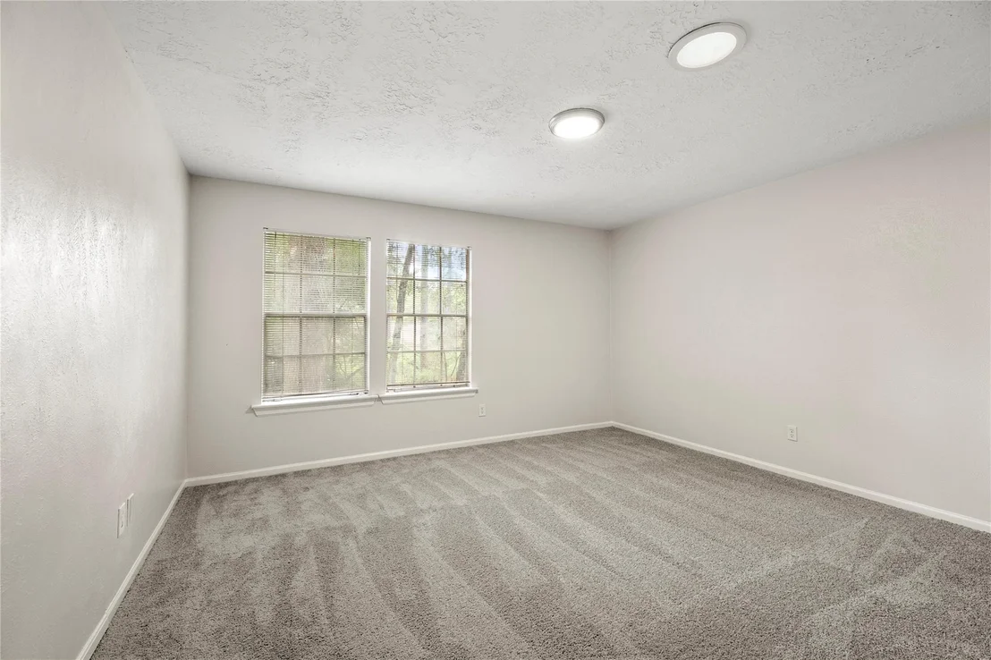 Photo of 12 S Cypress Pine Drive