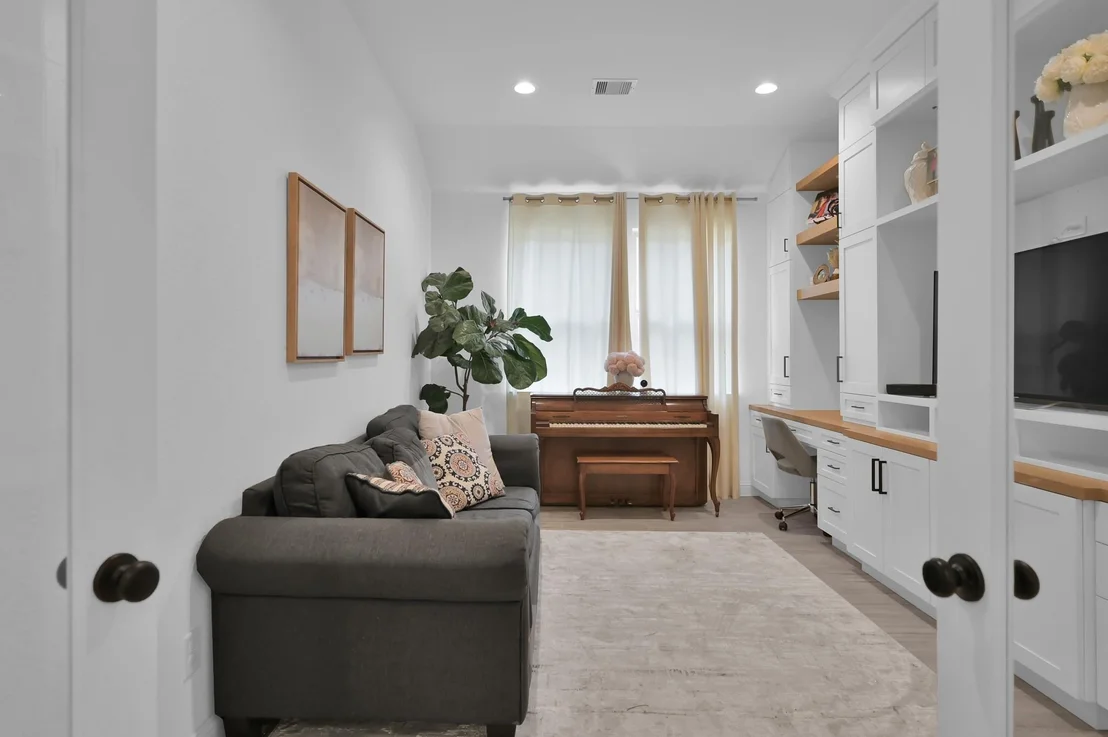 Photo of 4792 W Fork Blvd