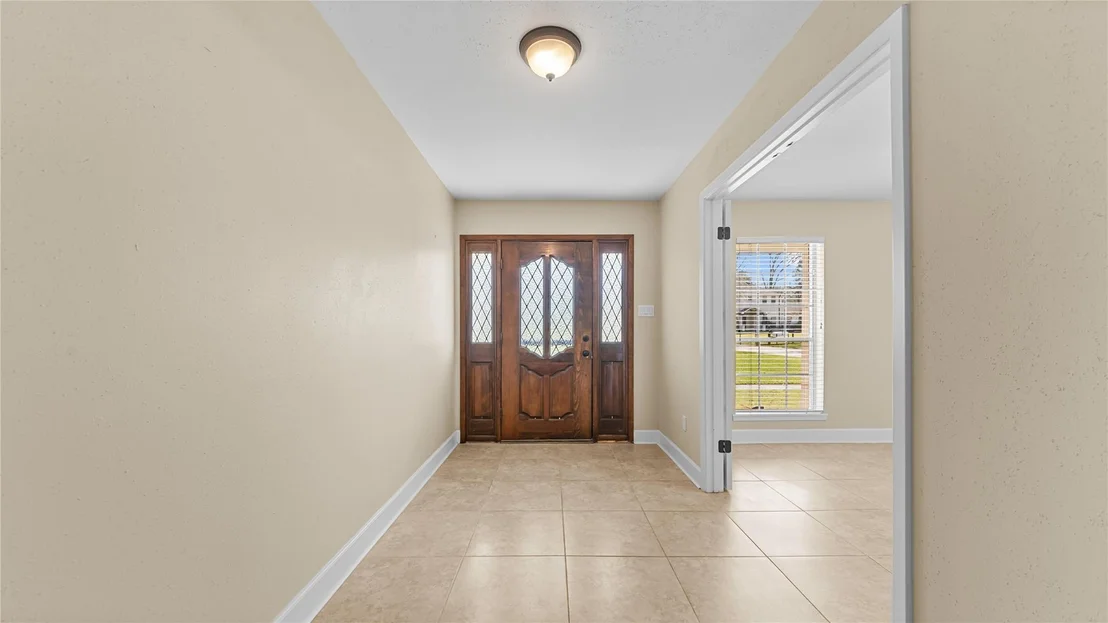 Photo of 1711 Woodhue Drive