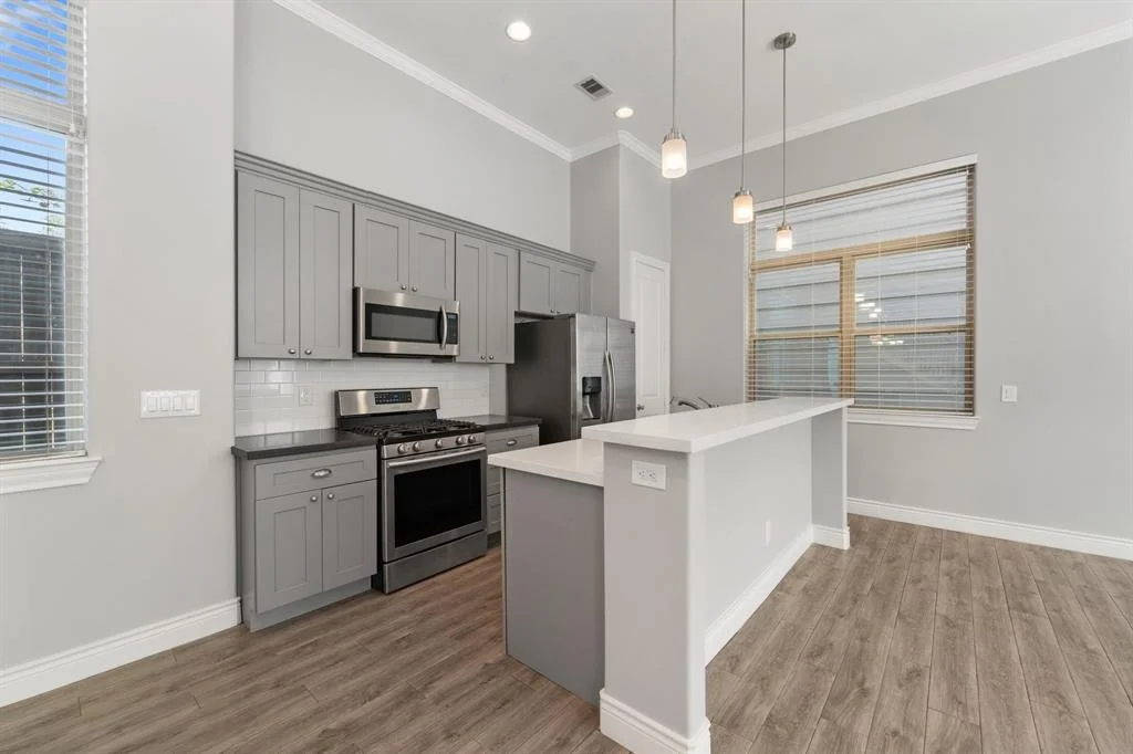 Photo of 8906 Spring Knoll Forest Drive