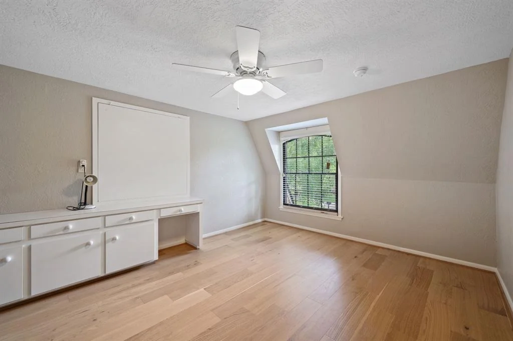 Photo of 1306 Devon Glen Drive