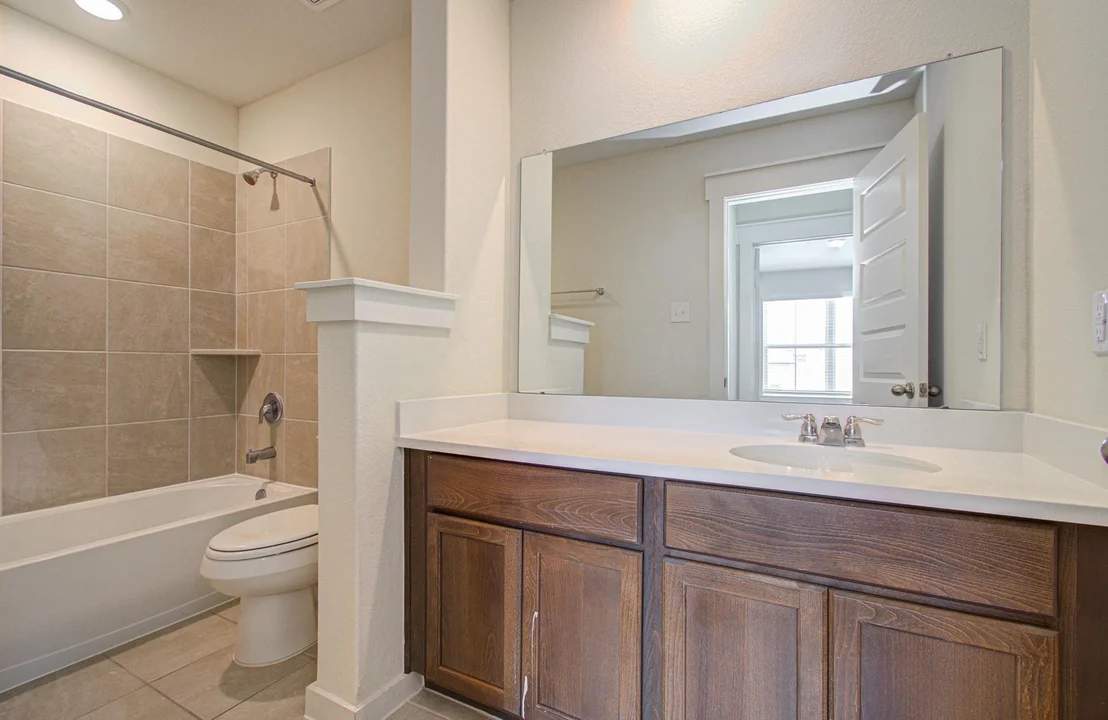 Photo of 21239 Shore Bluff Drive