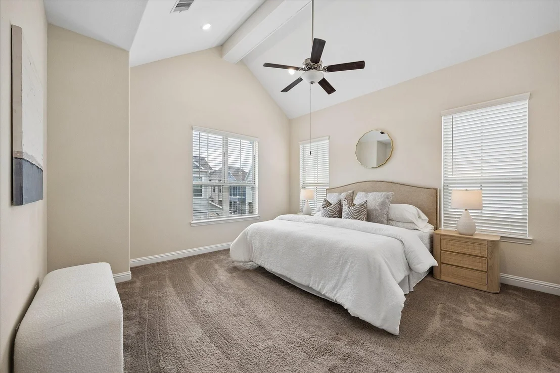 Photo of 11004 Mikula Drive