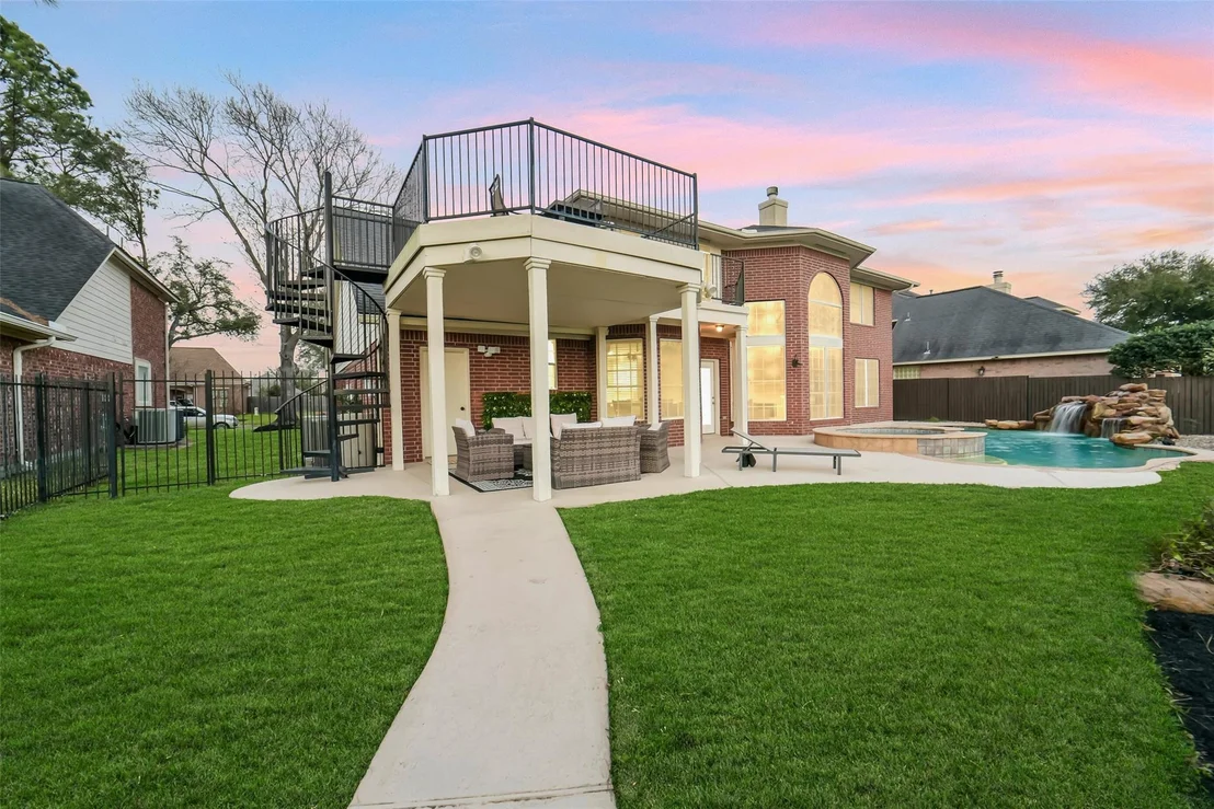 Photo of 24403 Falcon Point Drive