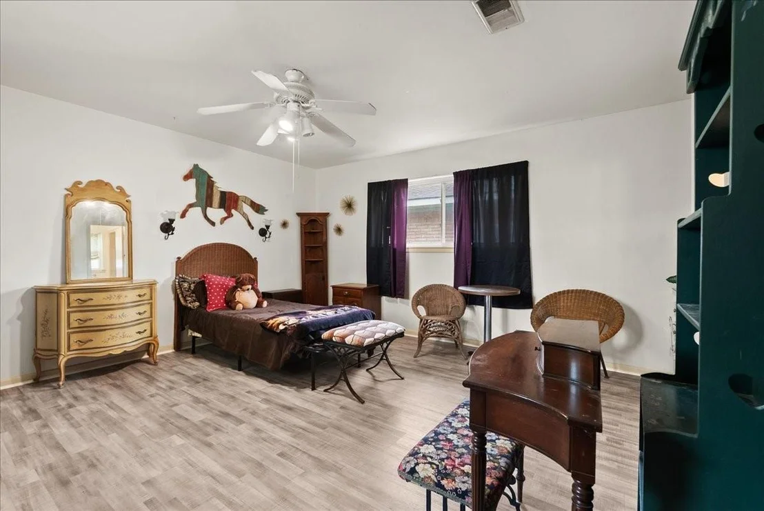 Photo of 11518 Mullins Drive
