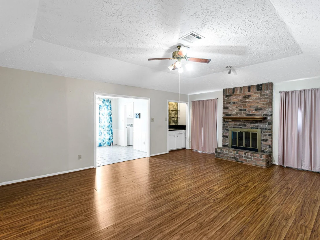 Photo of 22906 Squirrel Tree Street