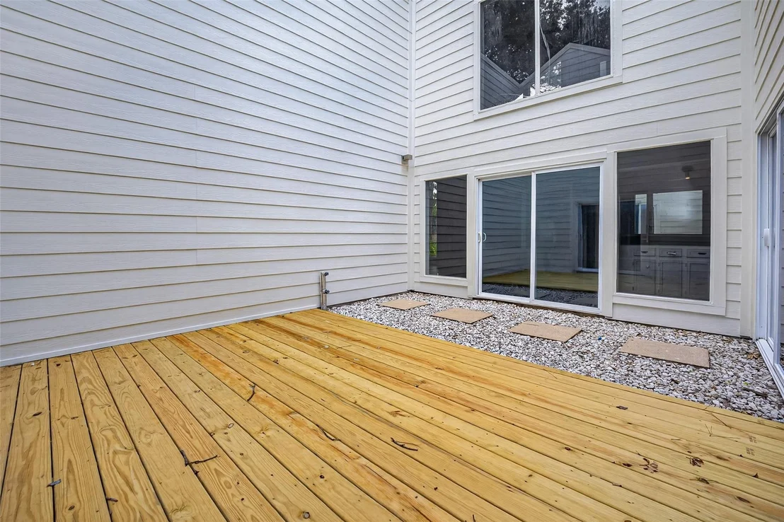 Photo of 7111 Halfpenny Road